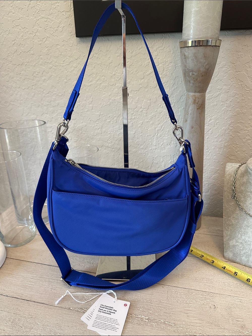 lululemon athletica Beach Ball Blue Crossbody Shoulder Bag - Picture 7 of 10